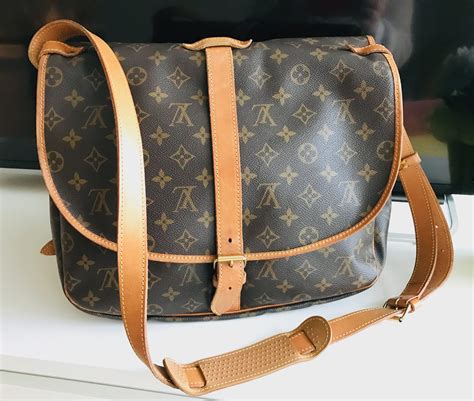 lv saumur messenger bag|LOUIS VUITTON Monogram Saumur 35 1521048 .